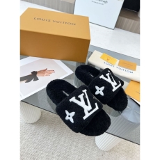 Louis Vuitton Slippers